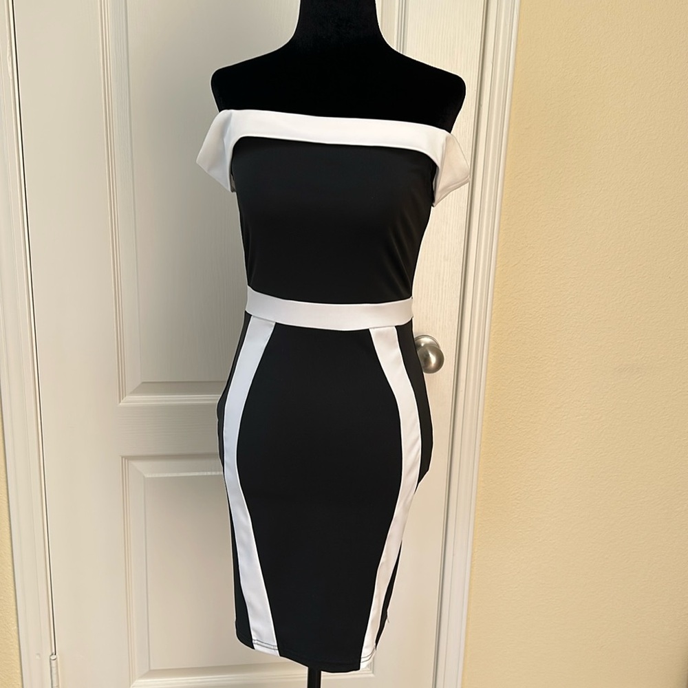 Source Unknown Black and White Strapless Bodycon Dress